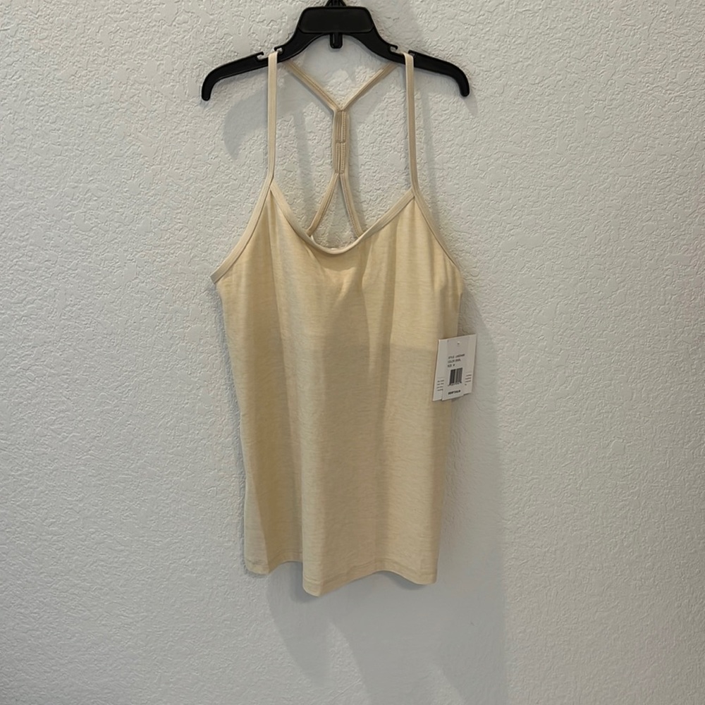 NWT Beyond Yoga Cream Tank